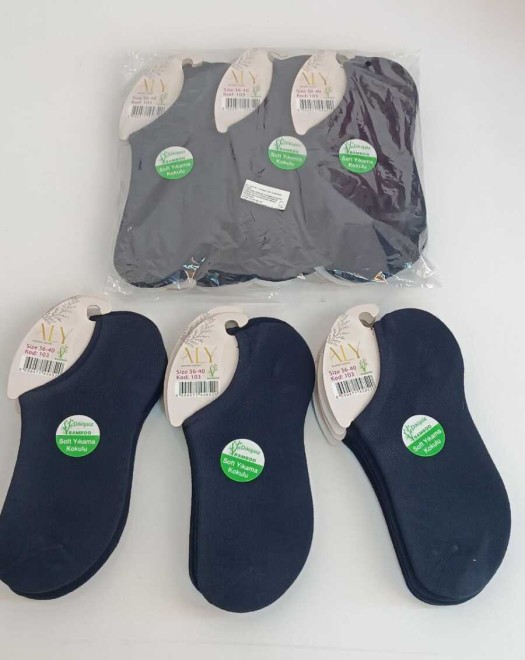 BAMBU DİKİŞSİZ KADIN SNEAKERS ÇORAP