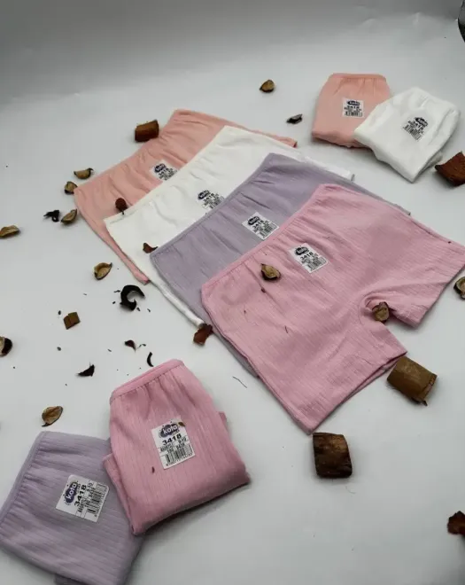 3418 KIZ RAPORLU BOXER