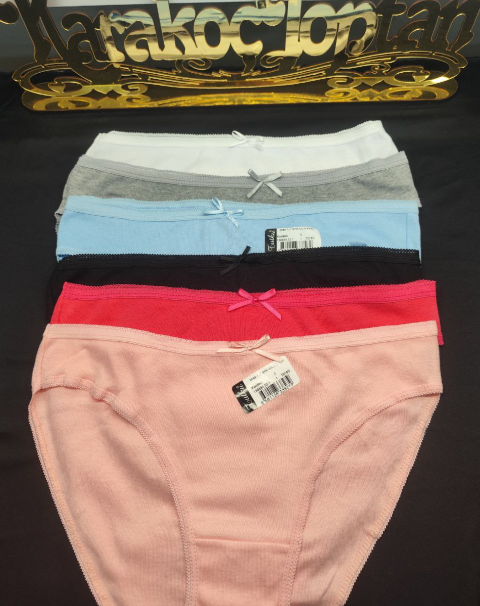 0569 JULIA BAYAN BİKİNİ