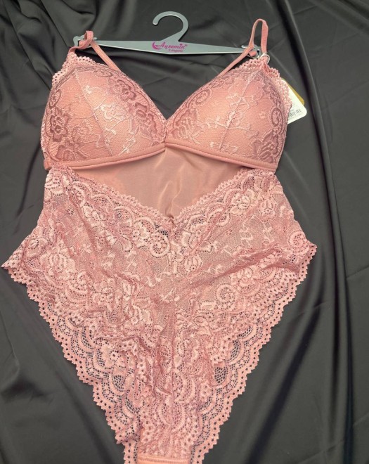 7046 YARIM DOLGU BALENSİZ DANTELLİ BADYSUİT