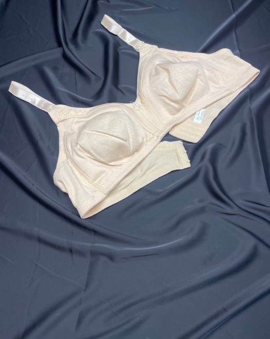 003 DİKİŞSİZ PENYE TOPARLAYICI SÜTYEN 003 DİKİŞSİZ PENYE TOPARLAYICI SÜTYEN