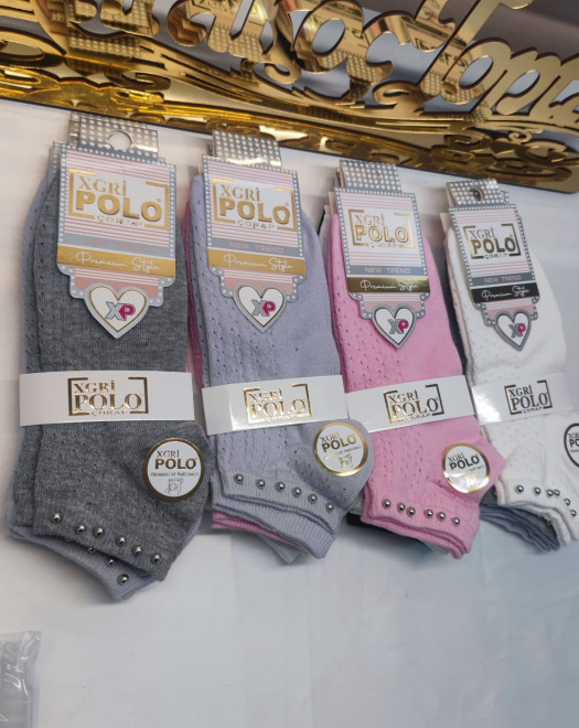 B-35 İNCİLİ DELİKLİ PENYE BAYAN PATİK